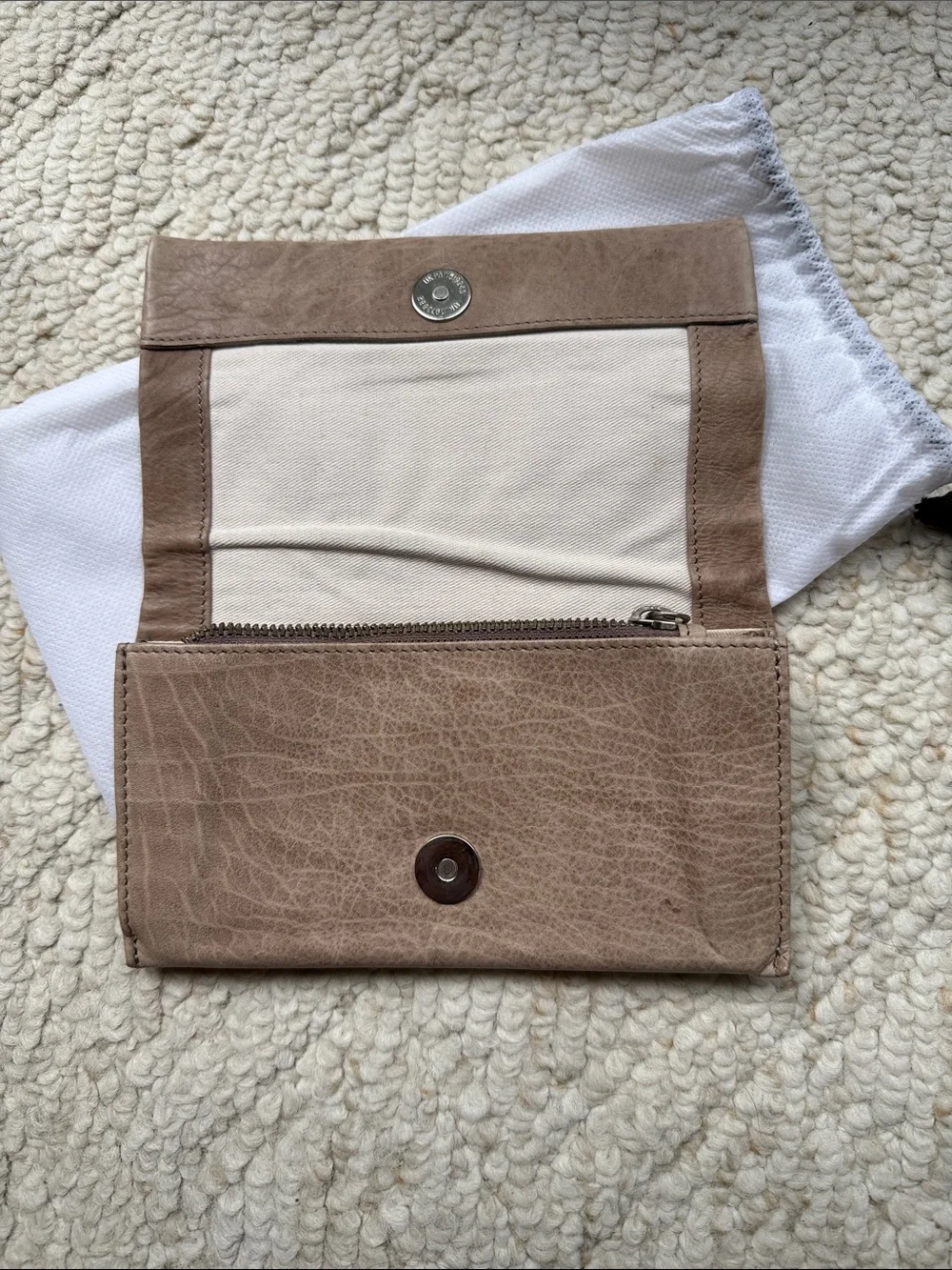 latico Neutral Mushroom Leather Long Wallet